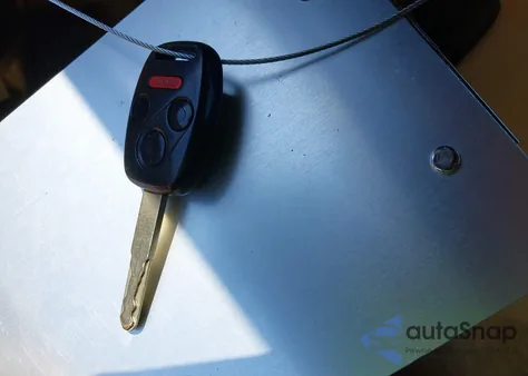 2007 Honda Accord 2.4 Lx z USA, uszkodzony, nr VIN 1HGCM56447A185670